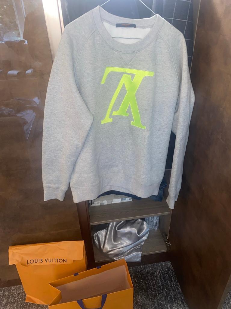 LOUIS VUITTON UPSIDE DOWN LOGO SWEATER 
